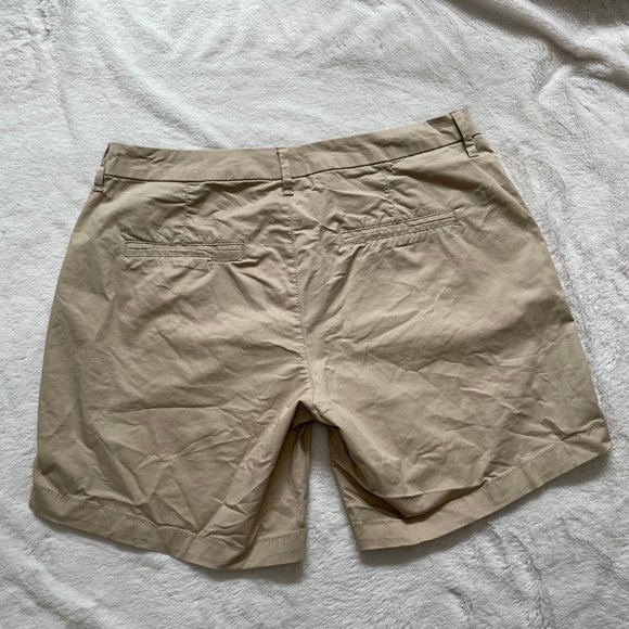 Old Navy Shorts - Picture 2 of 3